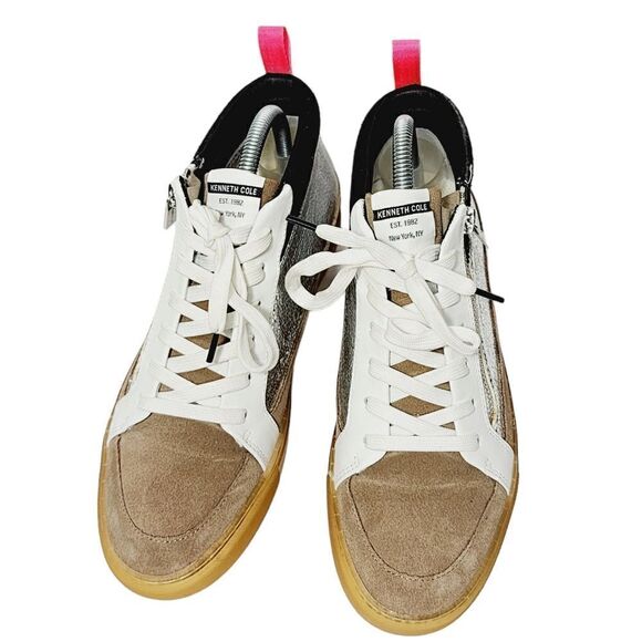 Kenneth Cole  - Picture 3 of 13